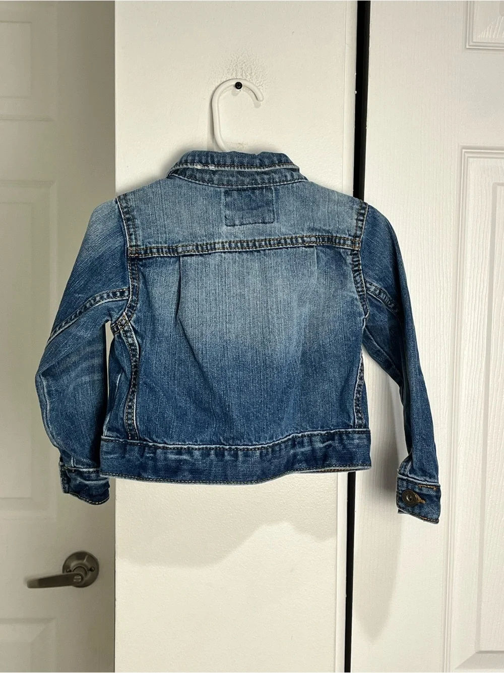OshKosh B'gosh Toddler Girls Size 3T Denim Jean Jacket